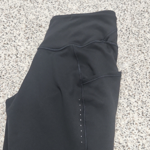 Lululemon Black High-Waisted Leggings - Picture 4 of 10